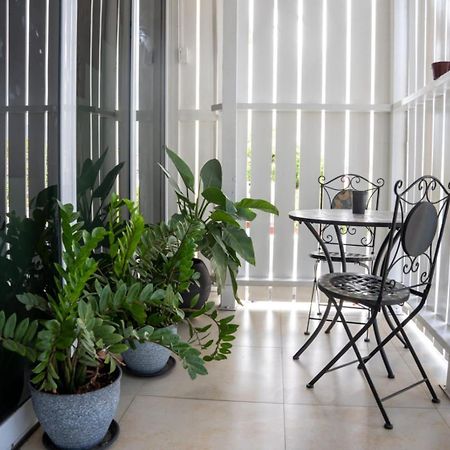 Ivs Bed And Breakfast Kingston Luaran gambar