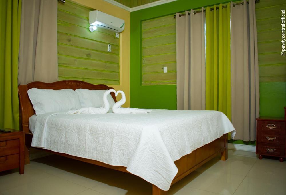 Ivs Bed And Breakfast Kingston Luaran gambar